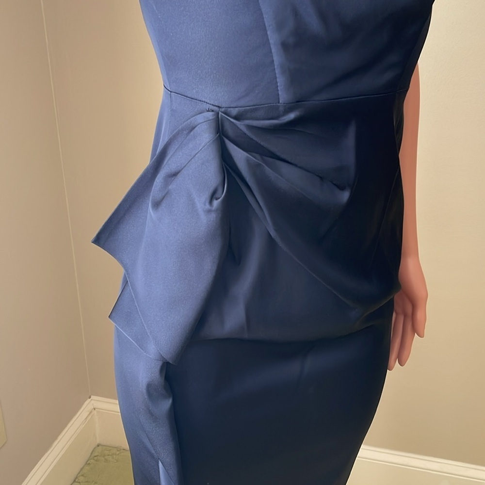 Dressy dressy from Maggy London size 4 - Picture 3 of 5